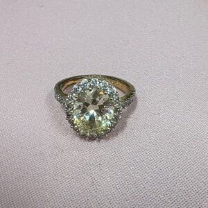 Radiant‎ Gold and Silver Women's Ring